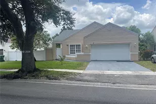 1040 SW 85th Terrace, Pembroke Pines, FL 33025 - Photo 1
