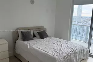79 SW 12th St, Miami, FL 33130 - Photo 11