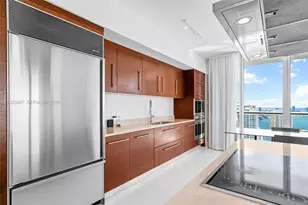 485 Brickell Ave, Miami, FL 33131 - Photo 15