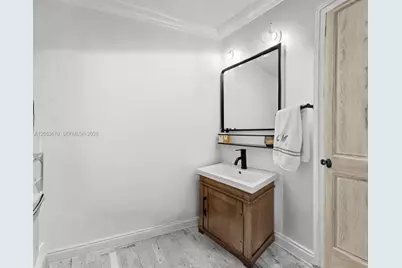 701 Brickell Key Blvd #1106, Miami, FL 33131 - Photo 17