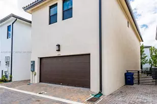 4374 NW 81st Ave, Doral, FL 33166 - Photo 35