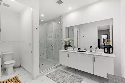 4374 NW 81st Ave, Doral, FL 33166 - Photo 21