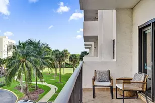 1201 S Ocean Dr, Hollywood, FL 33019 - Photo 15