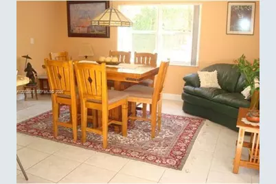 5273 NW 113th Ave, Doral, FL 33178 - Photo 5