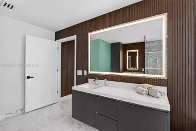 [Address not provided], Miami, FL 33132 - Photo 25