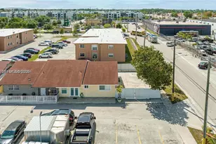 330 W 74th Pl, Hialeah, FL 33014 - Photo 33