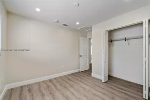 330 W 74th Pl, Hialeah, FL 33014 - Photo 17