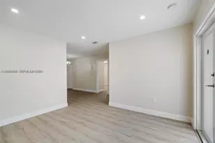 330 W 74th Pl, Hialeah, FL 33014 - Photo 29