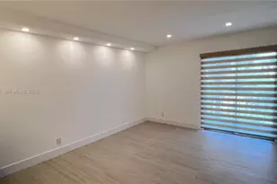 801 NW 47th Ave, Miami, FL 33126 - Photo 9