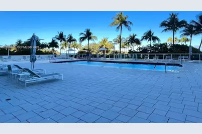 10185 Collins Ave #1103, Bal Harbour, FL 33154 - Photo 21