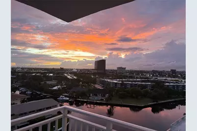 427 Golden Isles Dr #10D, Hallandale Beach, FL 33009 - Photo 1