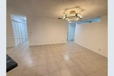 3410 N Pinewalk Dr N #818, Margate, FL 33063 - Photo 7