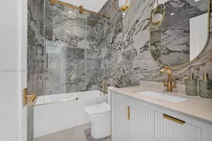 9721 E Bay Harbor Dr, Bay Harbor Islands, FL 33154 - Photo 5
