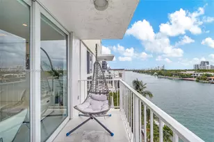 9721 E Bay Harbor Dr, Bay Harbor Islands, FL 33154 - Photo 1