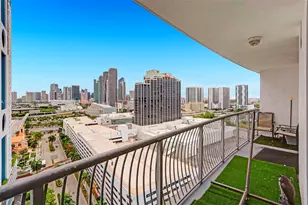 1750 N Bayshore Dr, Miami, FL 33132 - Photo 13