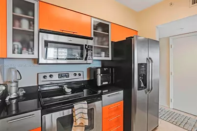 1750 N Bayshore Dr #2206, Miami, FL 33132 - Photo 17