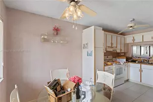 10830 W Clairmont Cir, Tamarac, FL 33321 - Photo 7