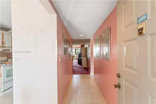 10830 W Clairmont Cir, Tamarac, FL 33321 - Photo 5