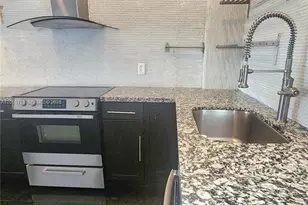 3811 NW 84th Ave, Sunrise, FL 33351 - Photo 11