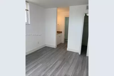 8101 Crespi Blvd #404, Miami Beach, FL 33141 - Photo 11