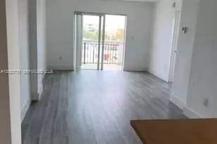 8101 Crespi Blvd, Miami Beach, FL 33141 - Photo 7