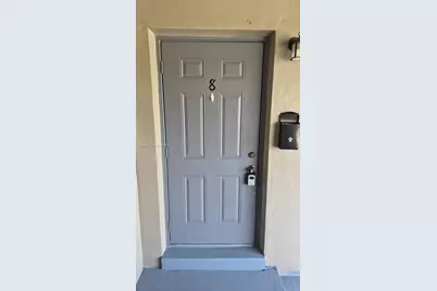 7220 Pembroke Rd #8, Miramar, FL 33023 - Photo 11