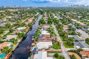 2424 NE 18th Ave, Wilton Manors, FL 33305 - Photo 45