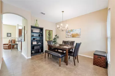 2851 W Prospect Rd #1307, Tamarac, FL 33309 - Photo 9