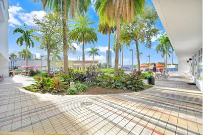 7135 Collins Ave #435, Miami Beach, FL 33141 - Photo 59
