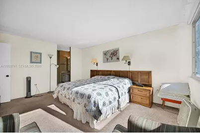7135 Collins Ave #435, Miami Beach, FL 33141 - Photo 19