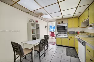 7135 Collins Ave, Miami Beach, FL 33141 - Photo 31