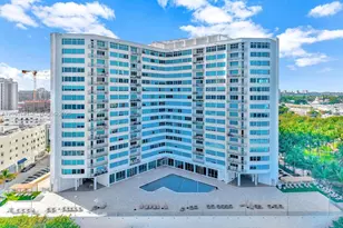 7135 Collins Ave, Miami Beach, FL 33141 - Photo 1