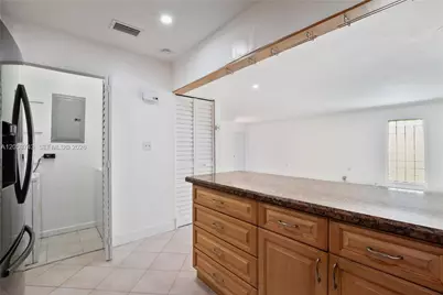 12262 SW 10th St #3-8AI, Miami, FL 33184 - Photo 9