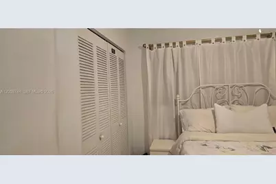 1345 W 41st St #6, Hialeah, FL 33012 - Photo 19