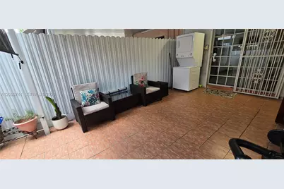 1345 W 41st St #6, Hialeah, FL 33012 - Photo 25