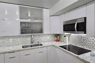 1345 W 41st St, Hialeah, FL 33012 - Photo 13