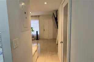 1345 W 41st St, Hialeah, FL 33012 - Photo 23
