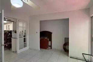 3832 SW 107th Ave, Miami, FL 33165 - Photo 15