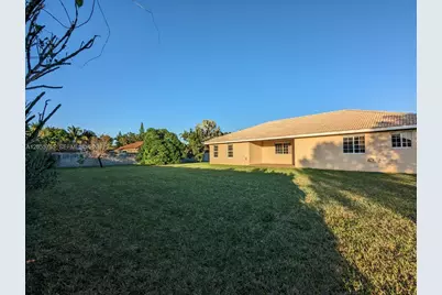 27780 SW 154th Ave, Homestead, FL 33032 - Photo 5