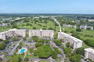 2661 S Course Dr, Pompano Beach, FL 33069 - Photo 45