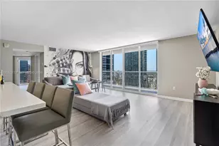 1200 Brickell Bay Dr, Miami, FL 33131 - Photo 1