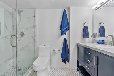 1200 Brickell Bay Dr #2423, Miami, FL 33131 - Photo 25