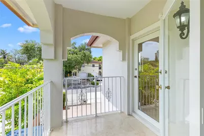 4023 SW 10th St, Miami, FL 33134 - Photo 21