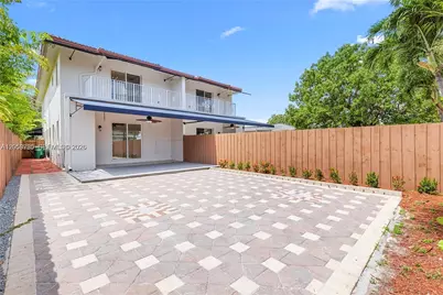 4023 SW 10th St, Miami, FL 33134 - Photo 23