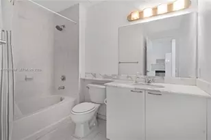 234 NE 3rd St, Miami, FL 33132 - Photo 19