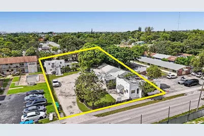 2306 Van Buren St, Hollywood, FL 33020 - Photo 11