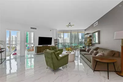 350 S Miami Ave #2102, Miami, FL 33130 - Photo 5