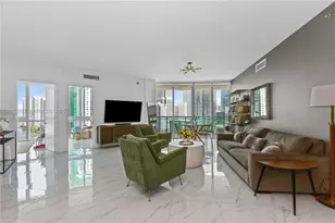 350 S Miami Ave, Miami, FL 33130 - Photo 5