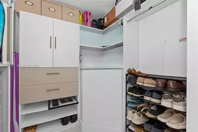 350 S Miami Ave #2102, Miami, FL 33130 - Photo 23