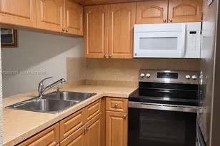 1705 W 58th St, Hialeah, FL 33012 - Photo 5